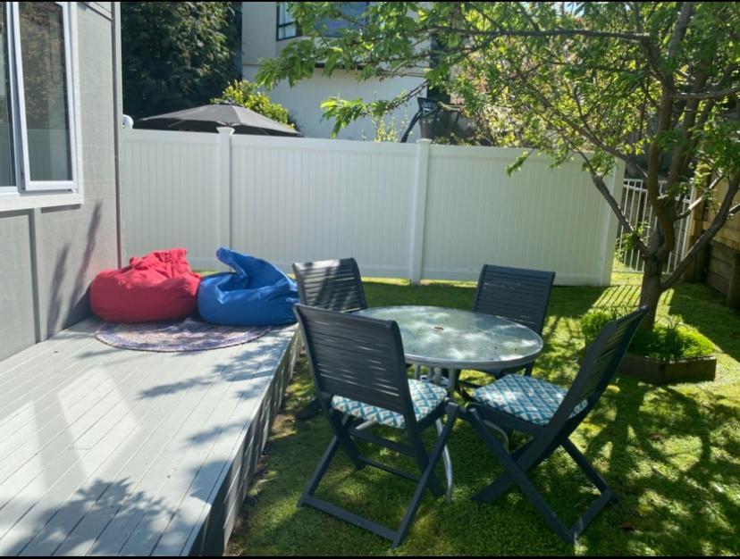 Raumati Guest House Paraparaumu Exterior foto